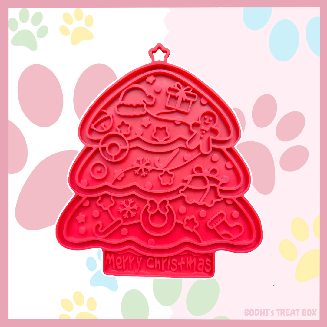 Red Merry Christmas Tree Lick Mat 🎄